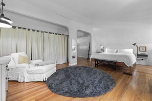 3 Schlafzimmer, Reisekinderbett, WLAN, Bettwäsche