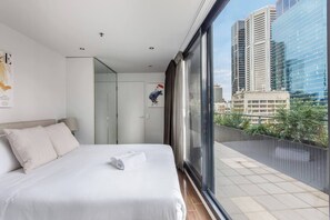 1 chambre, fer et planche à repasser, Wi-Fi, draps fournis