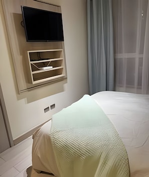 Apartment | Soundproofing, iron/ironing board, free WiFi