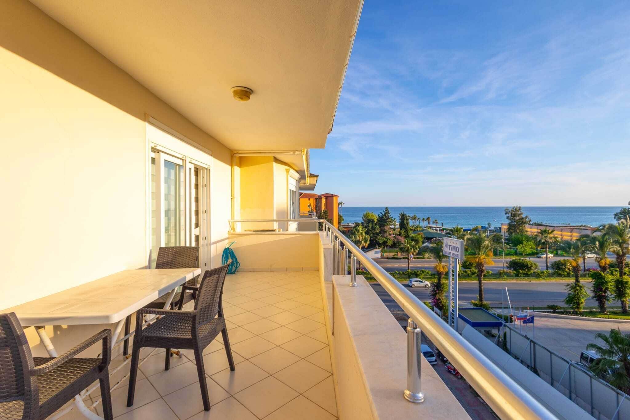 Condo Confort, balcón, vista al mar | Balcón