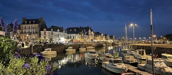 Sea and nature lovers!