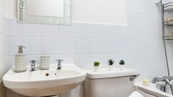 City appartement, 1 slaapkamer, niet-roken | Badkamer