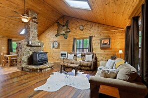 TV connectée, cheminée