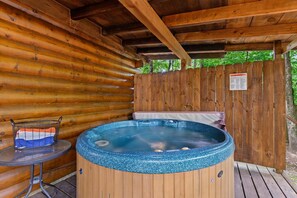 Bañera de hidromasaje exterior