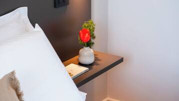 Mini-bar avec articles gratuits, coffres-forts dans les chambres