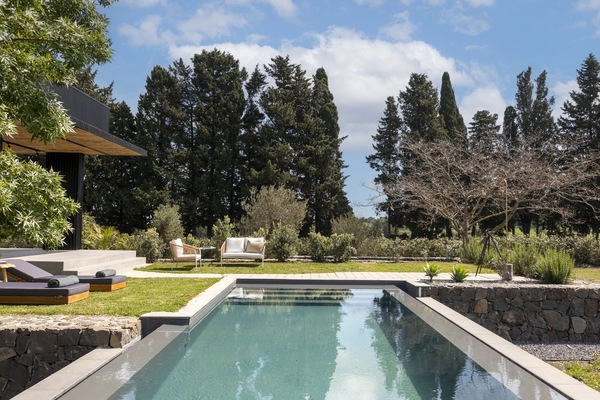 Luxury Cottage, Patio, Pool View | Terrace/patio