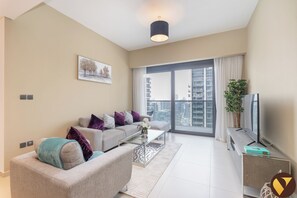 Luxury Apartment, Balcony, City View | Living area - Luxury 2BR in ACT 1 Near Dubai Mall (Dubai)