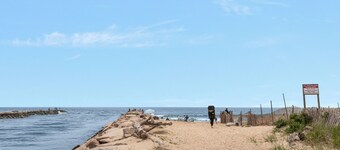 Newly renovated coastal retreat just 1.5 miles from the beach.
