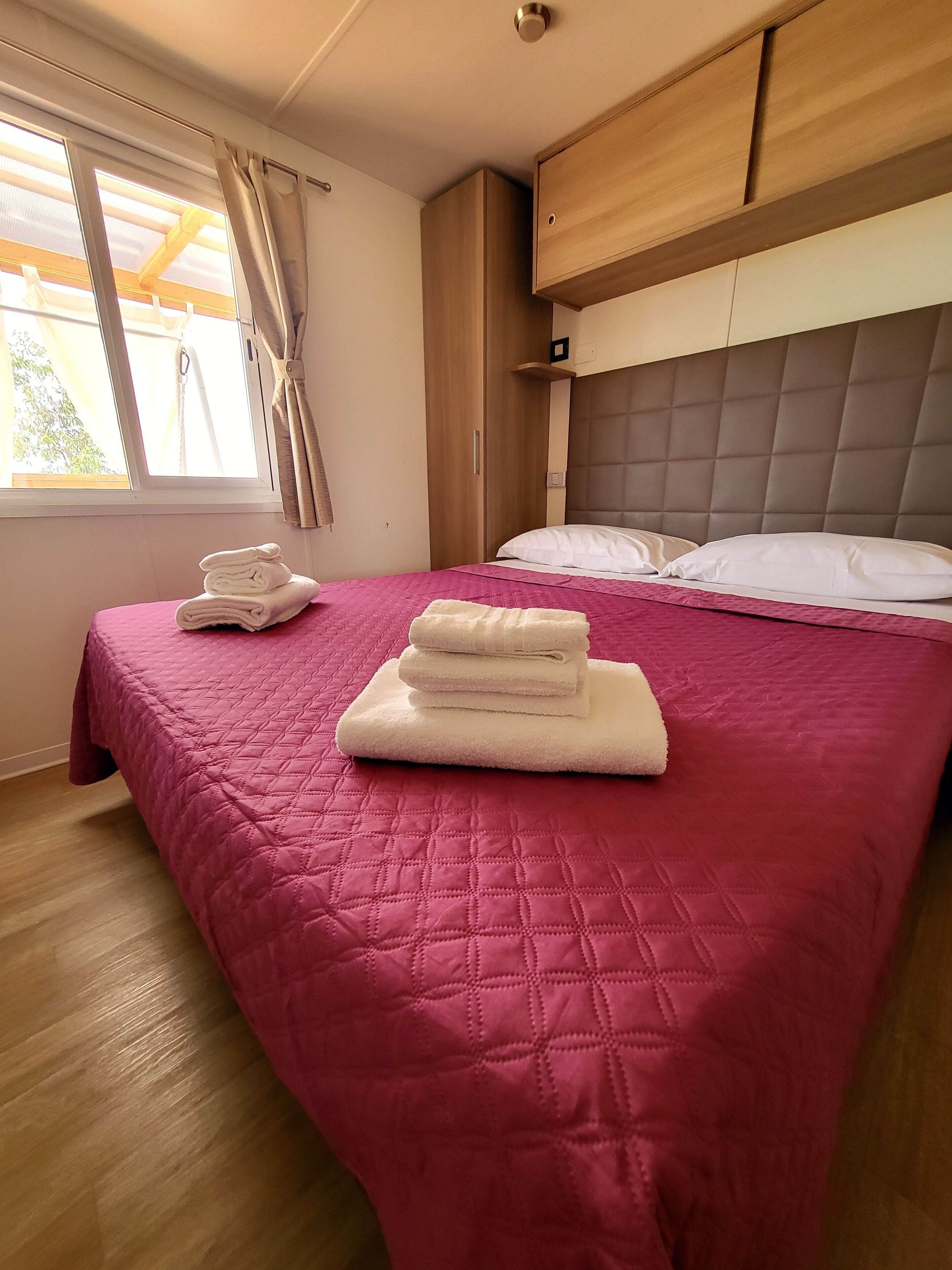 Hochwertige Bettwaren, Betten mit Memory-Foam-Matratzen