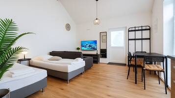 Ferienhaus, Blick auf den Innenhof | Kostenloses WLAN