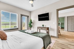 2 多间卧室、办公桌、旅行婴儿床、免费 WiFi