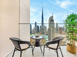 Panoramic Apartment, 4 Bedrooms, City View | Balcony