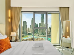 Panoramic Apartment, 4 Bedrooms, City View | In-room safe, blackout curtains, iron/ironing board, free WiFi