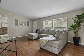 Unclassified image, 3 of 20, button