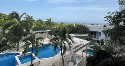 DAYMOND BLUE TROPICAL LODGE