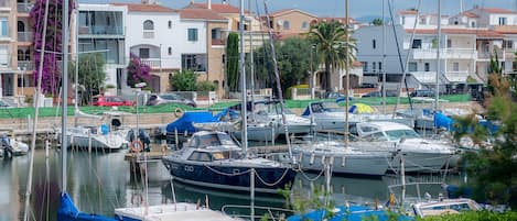 Marina