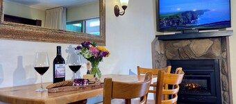 Beautiful 3-bedroom lodge/suite - Sleeps 6-8 - Avon Colorado