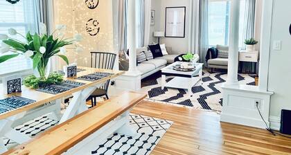 SUNNY 3BD, 2BA…ONLY BLOCKS FROM MAYO