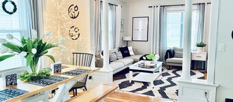 SUNNY 3BD, 2BA…ONLY BLOCKS FROM MAYO
