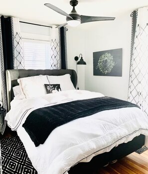 3 quartos, ferros/tábuas de passar roupa, Wi-Fi, roupa de cama