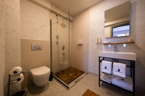 Shower, hair dryer, towels, soap - Perlacia Bozcaada (Bozcaada)