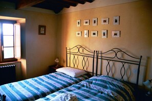 4 Schlafzimmer, Bügeleisen/Bügelbrett, WLAN, Bettwäsche