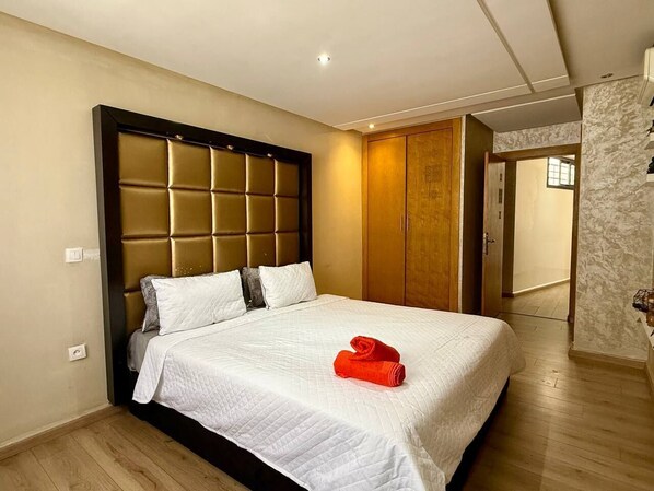 2 bedrooms, WiFi, bed sheets