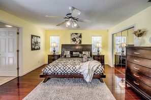 3 Schlafzimmer, Schreibtisch, Bügeleisen/Bügelbrett, kostenloses WLAN