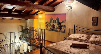 Romantic house with loft, ideal for couples and families up to 5 people.