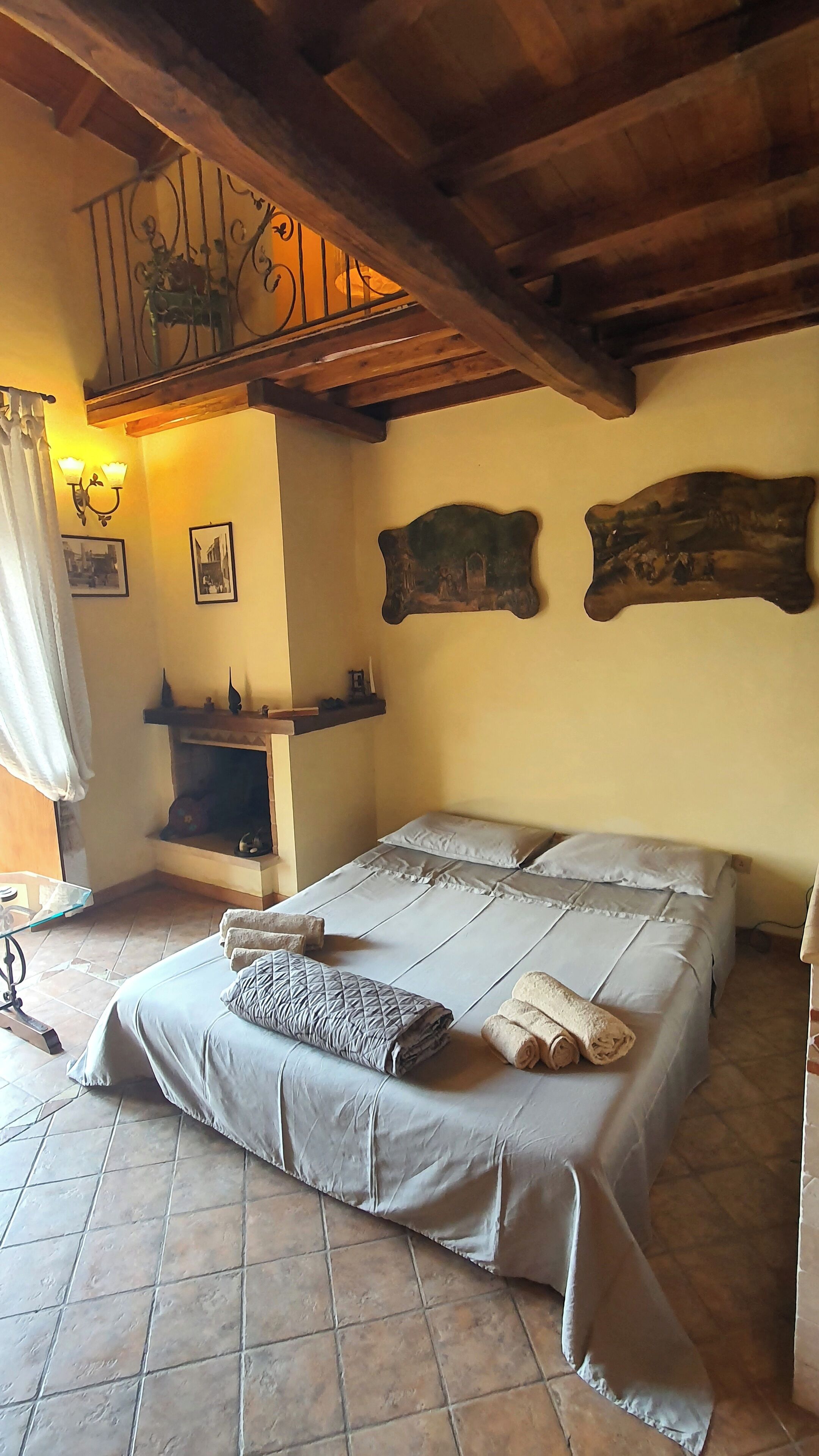 1 室のベッドルーム、アイロン / アイロン台、WiFi (無料)、ベッドシーツ