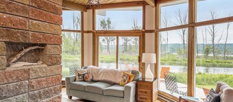 Waterfront Paradise at Arcadia Lake