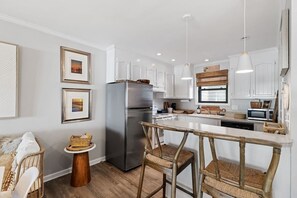 Microwave, oven, dishwasher, coffee/tea maker - Shell Shocked - Short, Breezy Walk to the Beach (Carolina Beach)