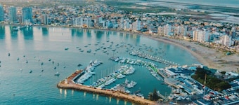 Beachfront apartment with a view, for 2-8 people at Hotel Colon Salinas