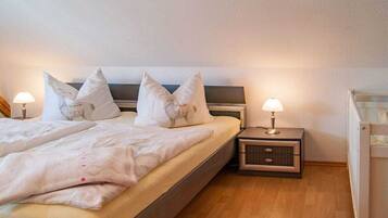 2 Schlafzimmer, Bügeleisen/Bügelbrett, Internetzugang, Bettwäsche