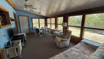 3 多间卧室、WiFi、床单