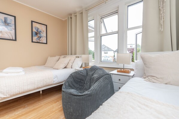 1 habitación, internet y ropa de cama 