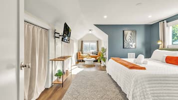 4 camere, una scrivania, ferro/asse da stiro, culla da viaggio