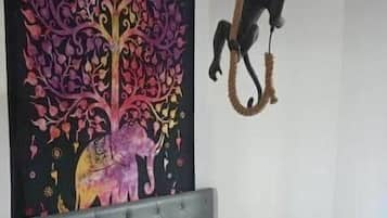 1 bedroom, free WiFi, bed sheets