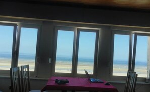 Interior - Apartment on the sea wall, exceptional sea view (Bray-Dunes)