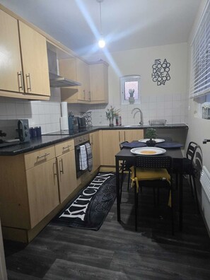 Apartment, 2 Bedrooms, Balcony, City View | Interior - Charming Wolverhampton Apartment With Private Entrance (Wolverhampton)