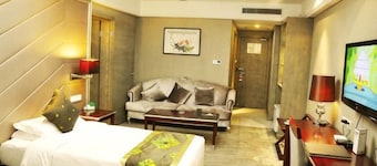 Yangling International Conference & Exhibition Center Hotel