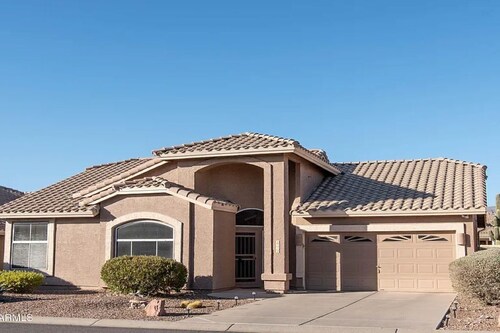 Relax in Style at This Peaceful 3BR Home in Gold Canyon’s 55+ Community