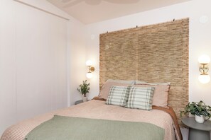 1 habitación, wifi y ropa de cama