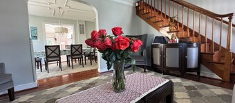 Charming 3-bedroom house with AC, WiFi in peaceful Bethesda