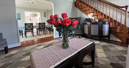 Charming 3-bedroom house with AC, WiFi in peaceful Bethesda
