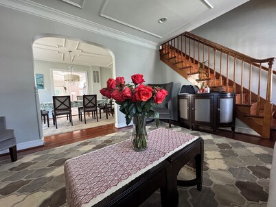 Charming 3-bedroom house with AC, WiFi in peaceful Bethesda