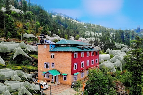 Exterior - Varindavan Hotel & Restaurant (Ani)