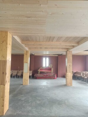 Shared Dormitory | Free WiFi, bed sheets - Varindavan Hotel & Restaurant (Ani)