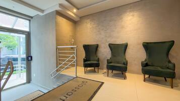 LÀgenhet Business | Interiör