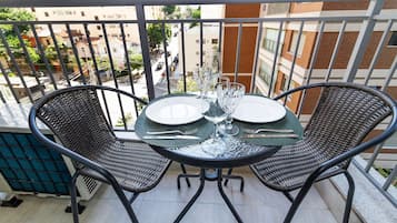 Business appartement | Buiten dineren